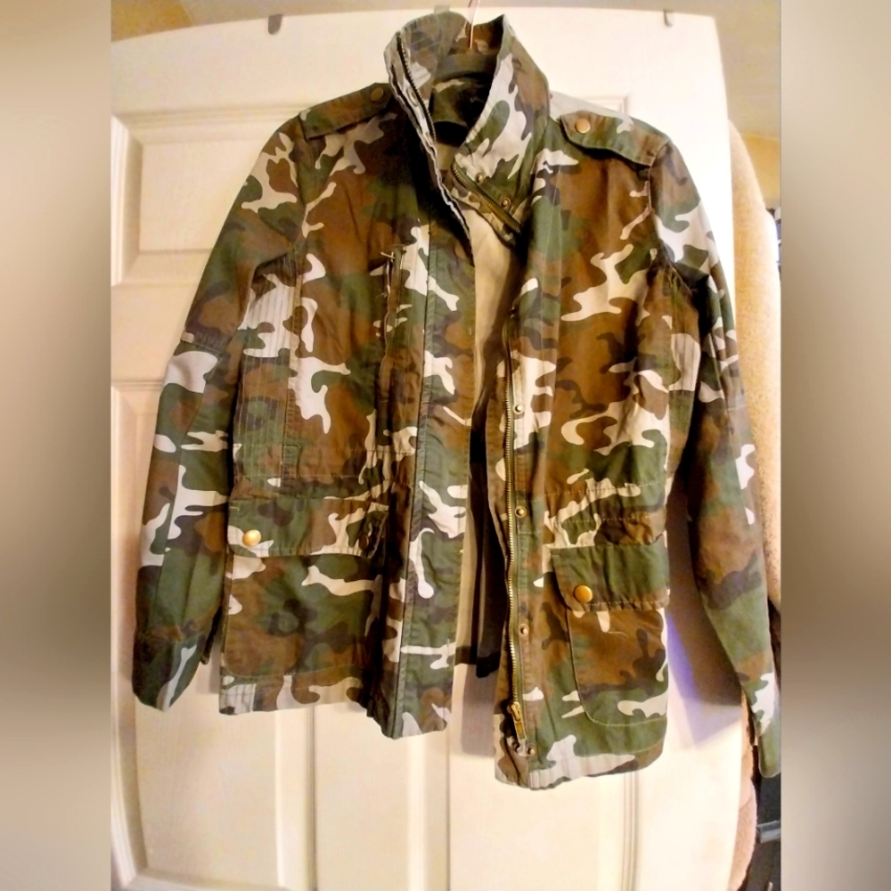 Camouflage jacket womens